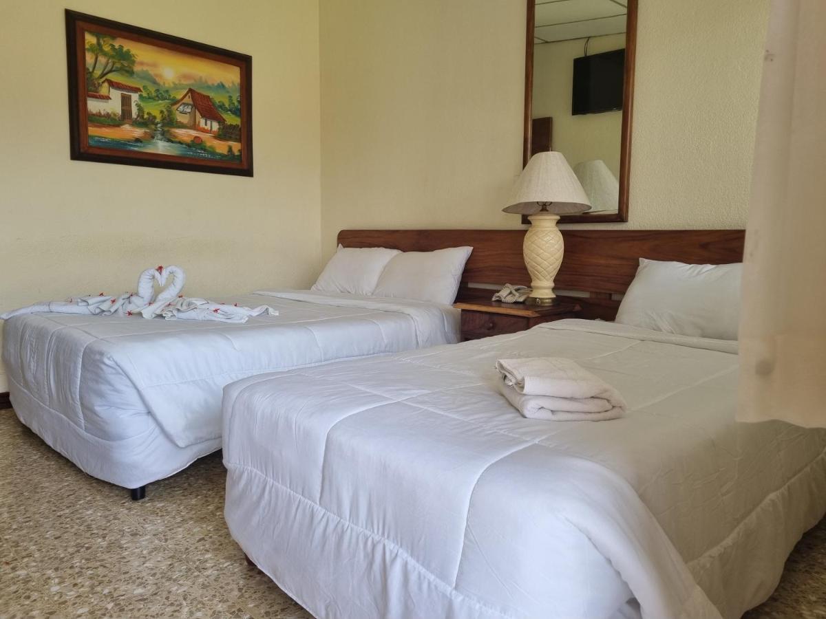 Hotel La Siesta Liberia Bilik gambar