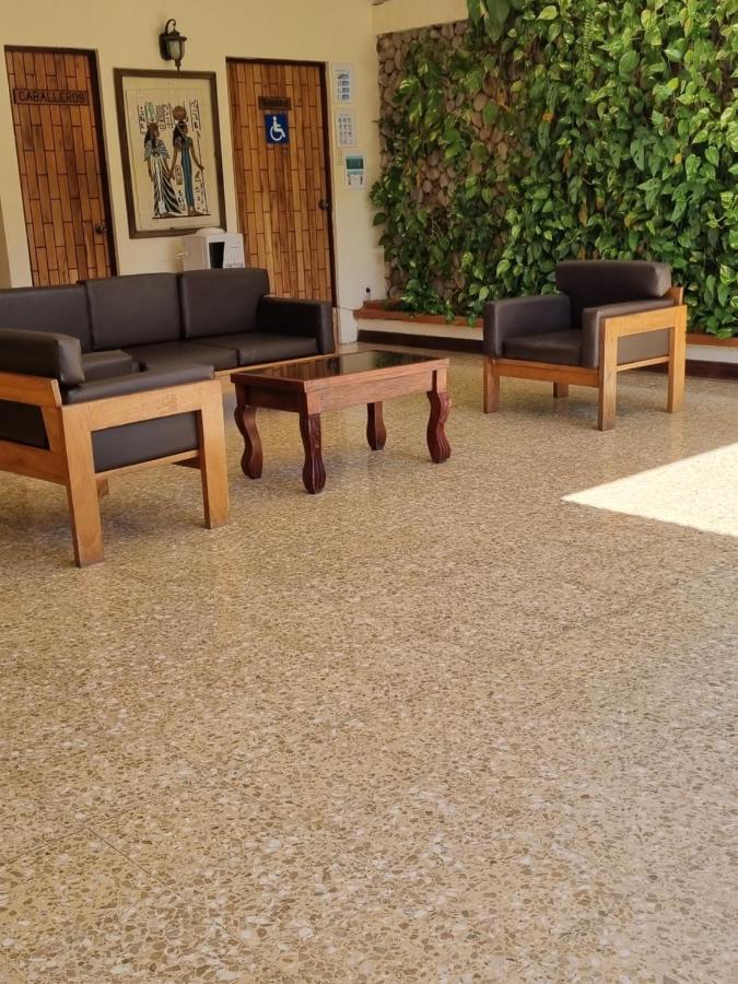 Hotel La Siesta Liberia Luaran gambar